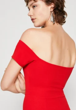 Wal G Rish Off Shoulder Maxi - Jerseyjurk - Red 11 Wal G Rish Off Shoulder Maxi - Jerseyjurk - Red -Wal G Verkoopwinkel db401ac8f9224b7f92129e98bef81f09 scaled