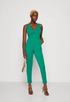 Wal G Toby V Neck - Jumpsuit - Leaf Green -Wal G Verkoopwinkel db82dd94a5d94c4e9c393c33cb415781 scaled