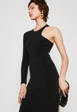 Wal G Mila Asymmetric - Galajurk - Black 9 Wal G Mila Asymmetric - Galajurk - Black -Wal G Verkoopwinkel dc4164e4c9744dd8891fd41bd4d35669 scaled