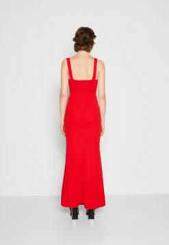 Wal G Maya Square Neck Maxi - Jerseyjurk - Red -Wal G Verkoopwinkel df1b22a03210440aafb617b060bbf357 scaled
