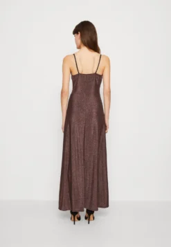 Wal G Swing Maxi - Jerseyjurk - Bronze -Wal G Verkoopwinkel e39c3cba8d4a4c7da393e66db29f3445 scaled