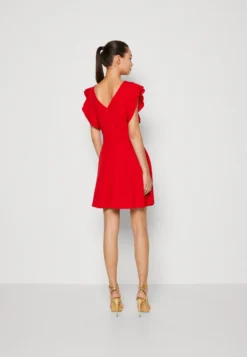 Wal G Danya Ruffle Sleeve Zip Skater Dress - Jerseyjurk - Red -Wal G Verkoopwinkel e489947f305b40f5bbc734ed12bd92cf scaled