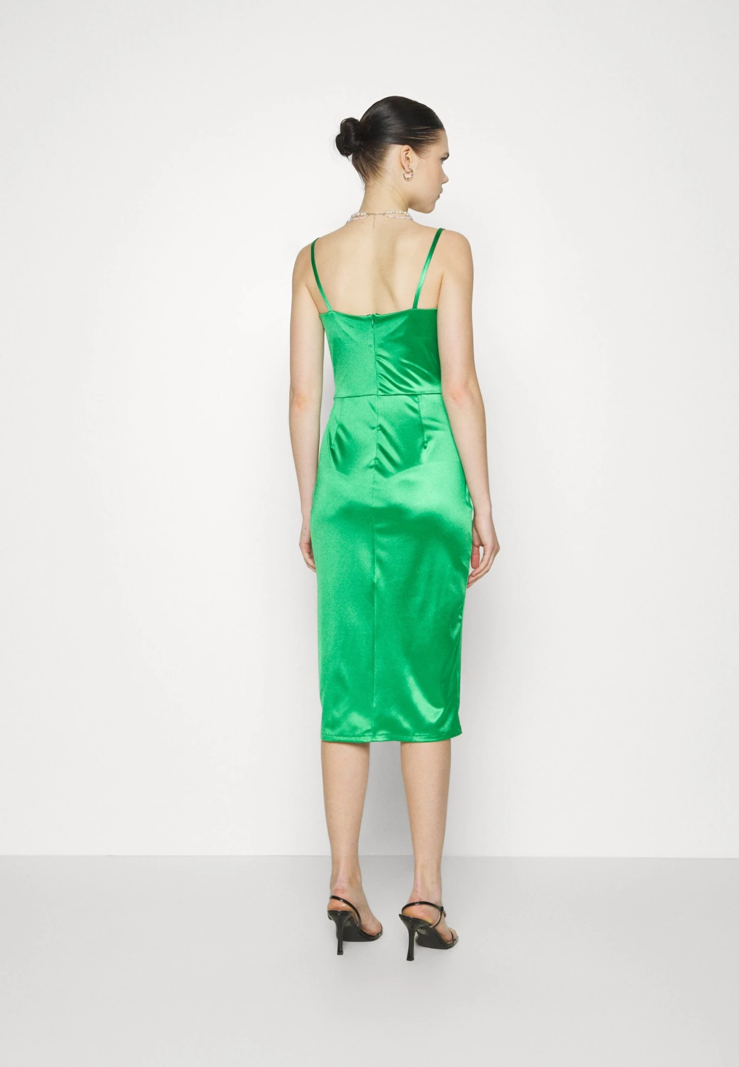 Wal G Ashton Heart Neck Midi - Jerseyjurk - Leaf Green 5 Wal G Ashton Heart Neck Midi - Jerseyjurk - Leaf Green - Afbeelding 5