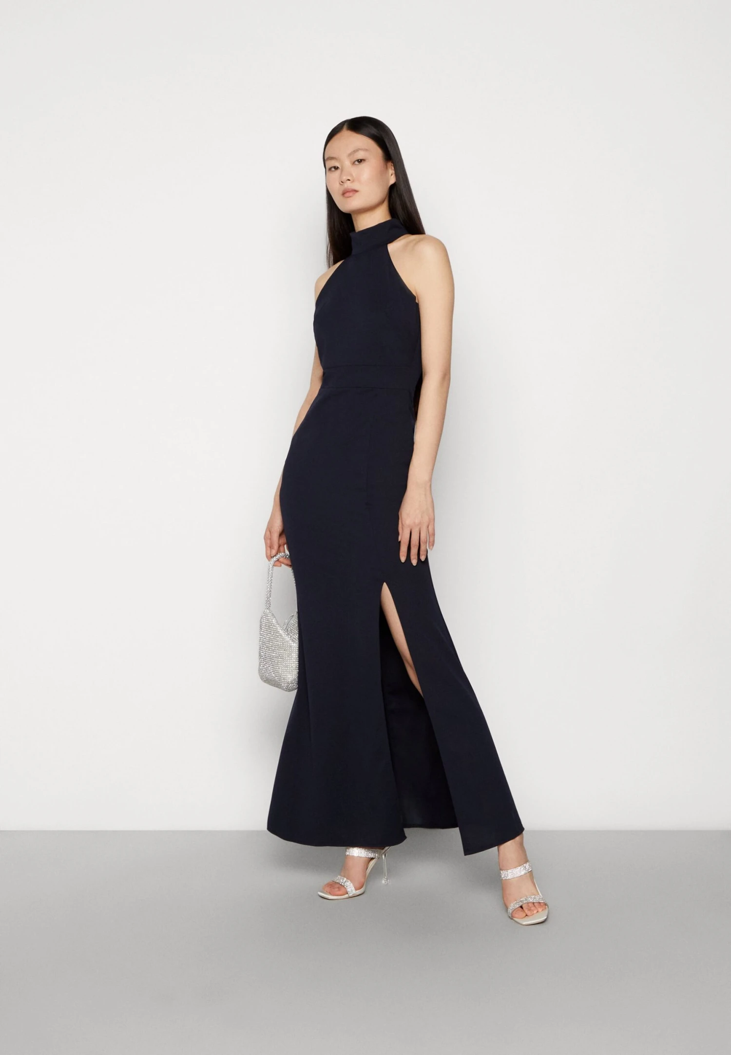 Wal G Halter Neck Maxi Dress - Galajurk - Navy Blue 2 Wal G Halter Neck Maxi Dress - Galajurk - Navy Blue - Afbeelding 2