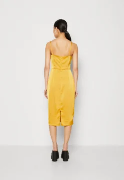 Wal G Ray Strappy Midi - Cocktailjurk - Yellow -Wal G Verkoopwinkel e70402ae6bb844f082f40a35ed2fc0a8 scaled