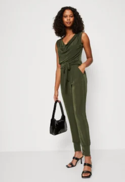 Wal G Ronny Slough Neck - Jumpsuit - Olive Green -Wal G Verkoopwinkel e77318a06349473f900fce2bc7259059 scaled