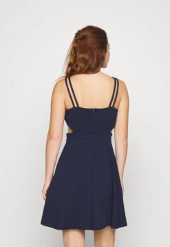 Milly Strap Skater - Cocktailjurk - Navy Blue 9 Milly Strap Skater - Cocktailjurk - Navy Blue -Wal G Verkoopwinkel e8c09f19254241aba010cceb28b58466 scaled