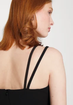 Wal G Lexi Lee One Shoulder Midi - Cocktailjurk - Black -Wal G Verkoopwinkel e8ebb6dc9e6b49a480977e0df1357529 scaled