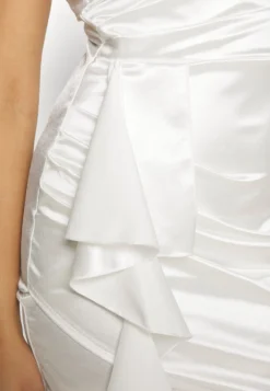 Wal G Tanya Ruffle Mini - Cocktailjurk - White -Wal G Verkoopwinkel ecaeb0e51c8f48bfb6163aea81a676af scaled