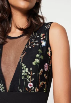 Wal G Skater Dress - Cocktailjurk - Black/Red -Wal G Verkoopwinkel f010c63d36bf43faa80ad46048f33d7c scaled