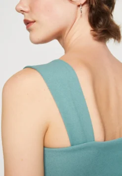 Wal G Noelle Off The Shoulder Skater - Jerseyjurk - Sage Green 11 Wal G Noelle Off The Shoulder Skater - Jerseyjurk - Sage Green -Wal G Verkoopwinkel fadf0ac398ed4f778ab675760fb5176d scaled