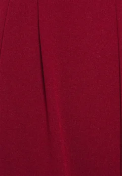 Buckle Plunge - Jumpsuit - Wine -Wal G Verkoopwinkel fc08c63bccac4089a96e67478806da38 scaled